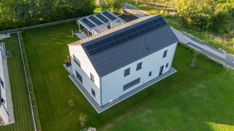 Einfamilienhaus im Grünen – Individuell und nach Maß geplant